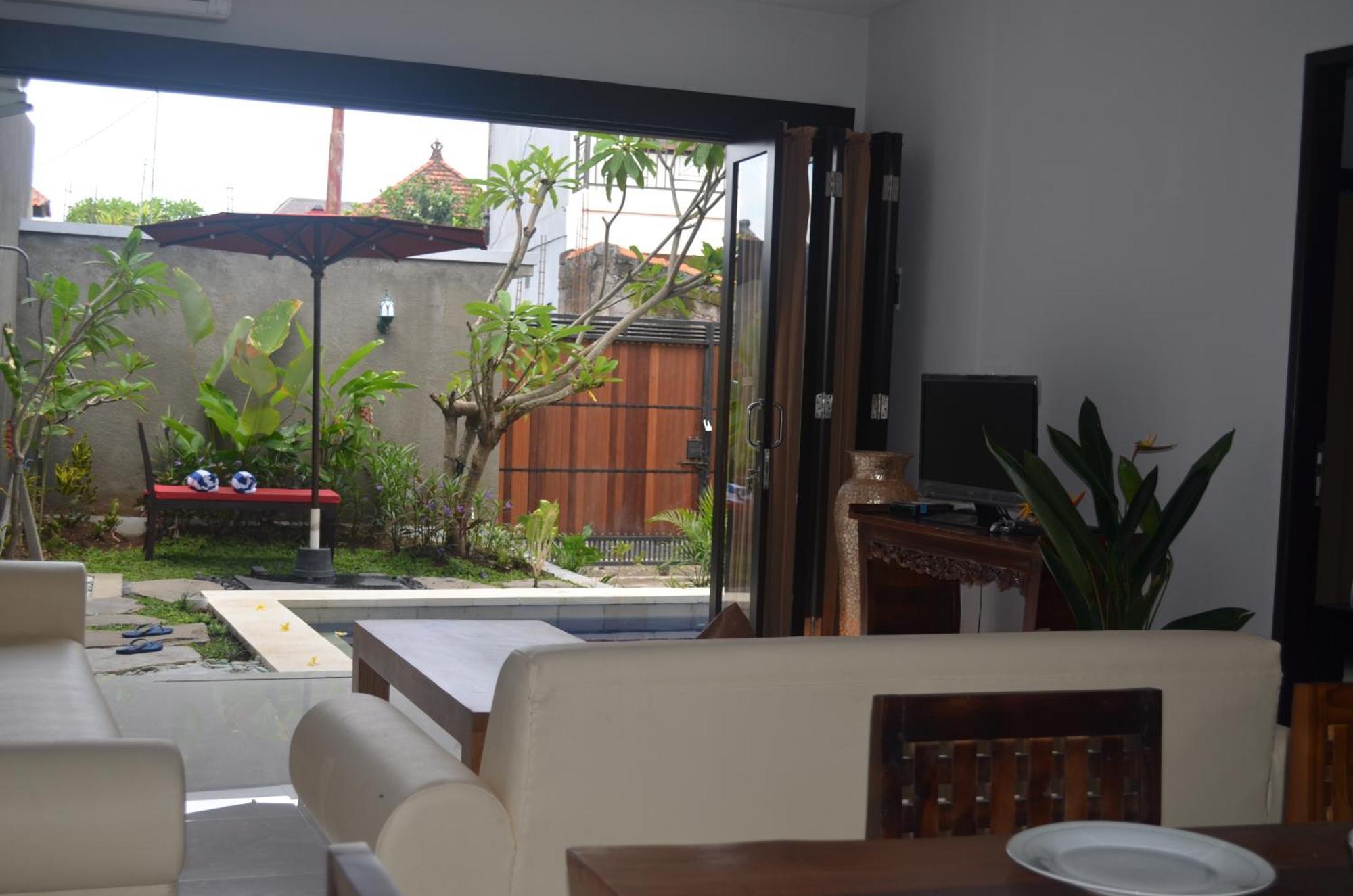 Nyoman Villa Sanur Phòng bức ảnh